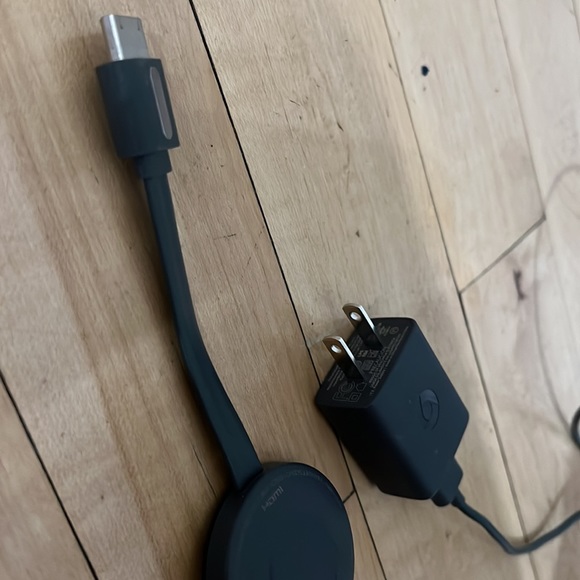 Google Chromecast - Picture 9 of 9